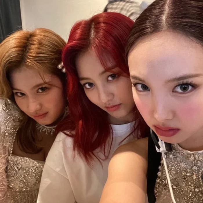 Cover for 9 to 1: TWICE’s Personal Manager