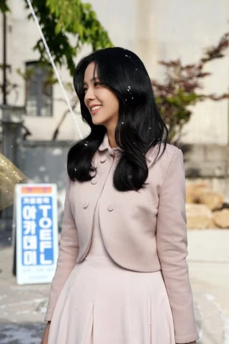 Cover for Life Between Dreams - A Jisoo AU