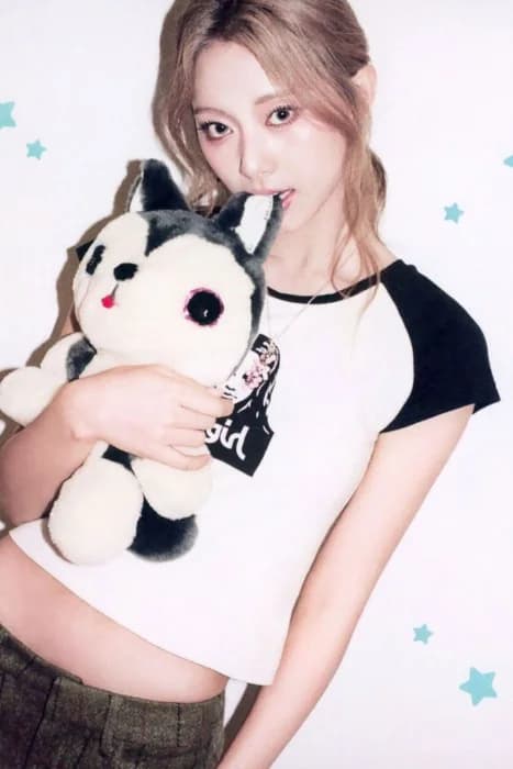 c.o's Tzuyu
