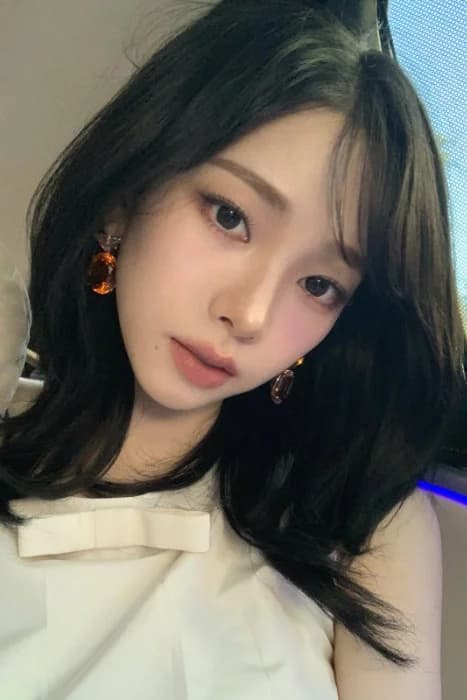 Karina 001