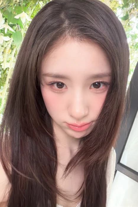 Heejin 002