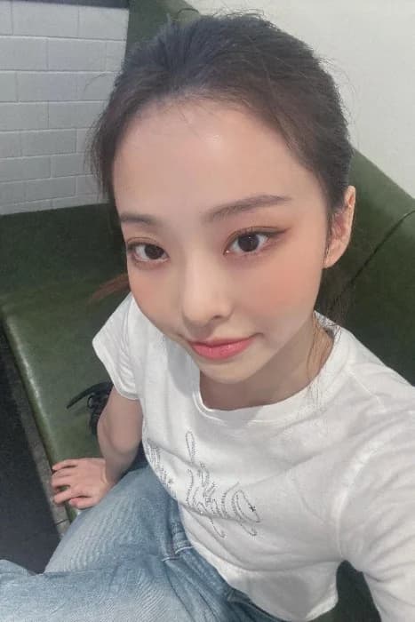 Vivi 002