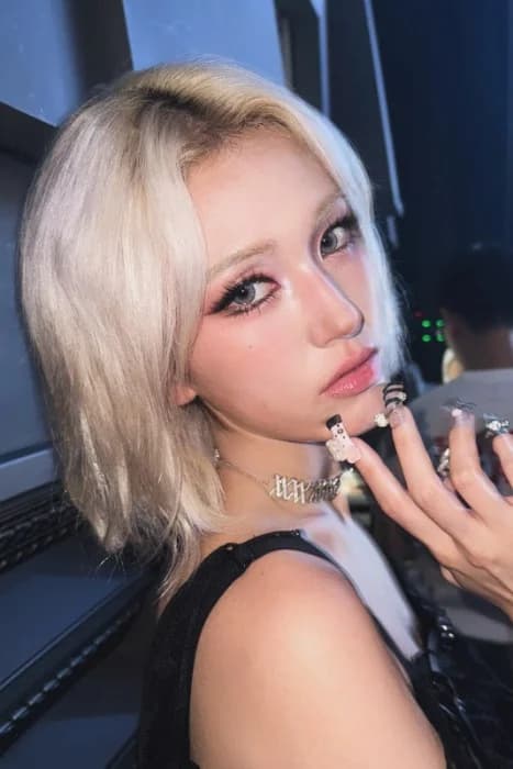 Jeon Somi 003