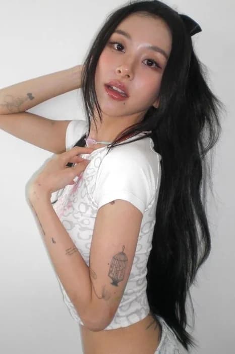 Chaeyoung 003
