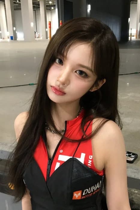 Sullyoon 003