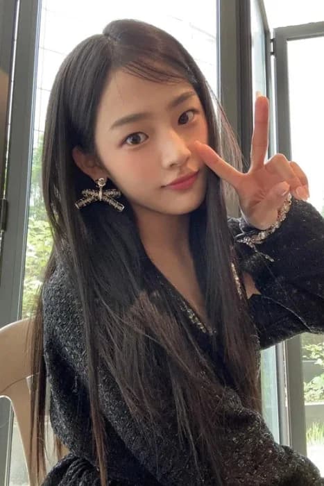 Minji 003