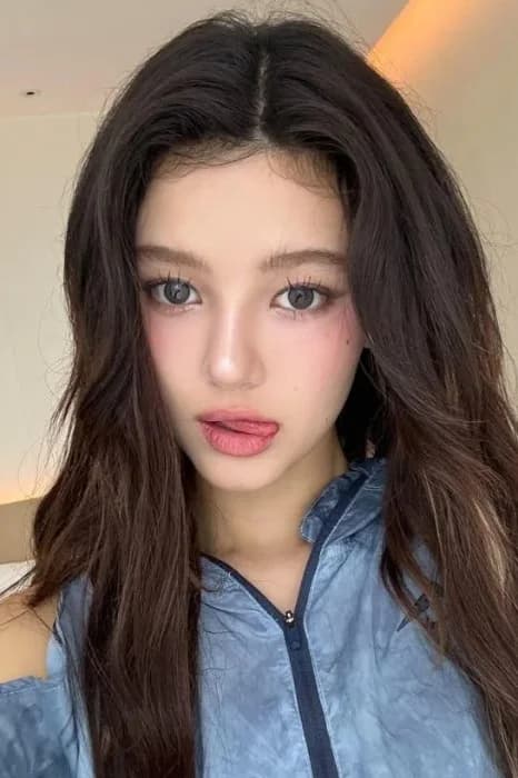 Danielle 002