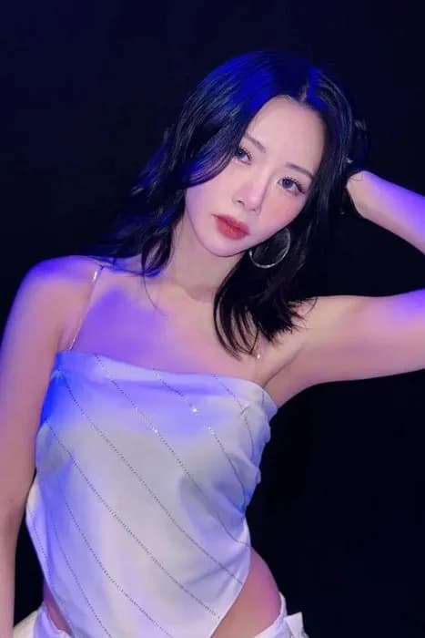 JiU 003