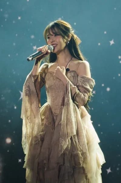 IU 005