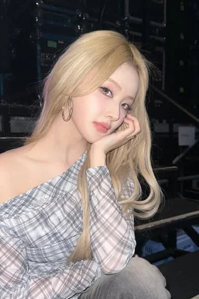 Belle 002