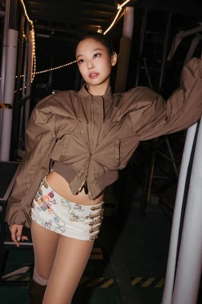 Jennie 004