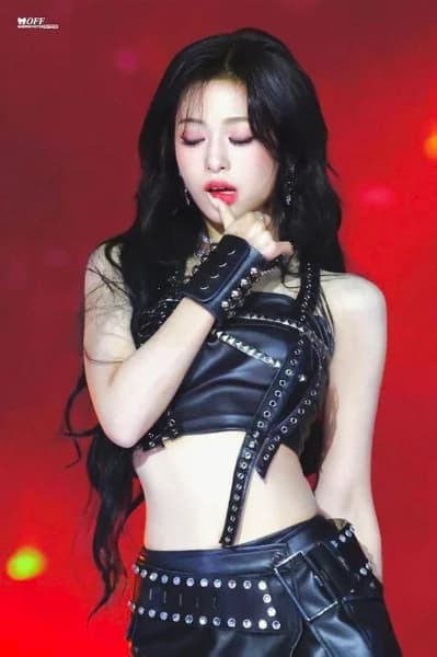 Ahyeon 006