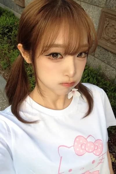 Yena 001