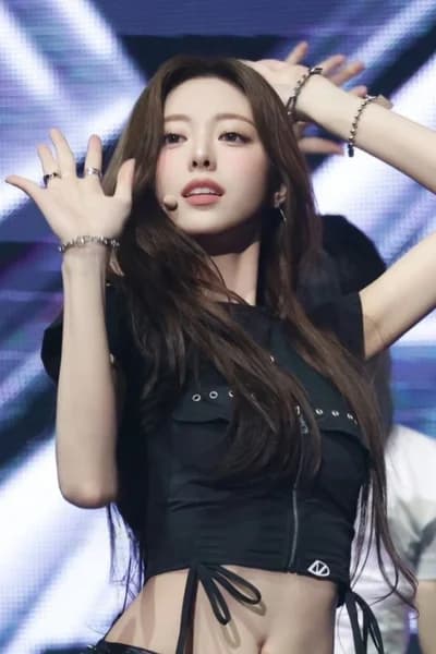 Yuna 007