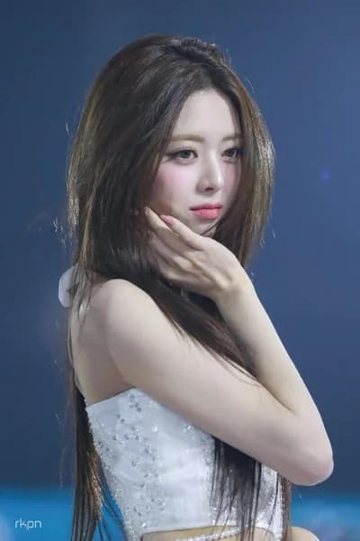 Yuna 008