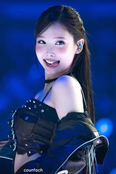 Nayeon 007